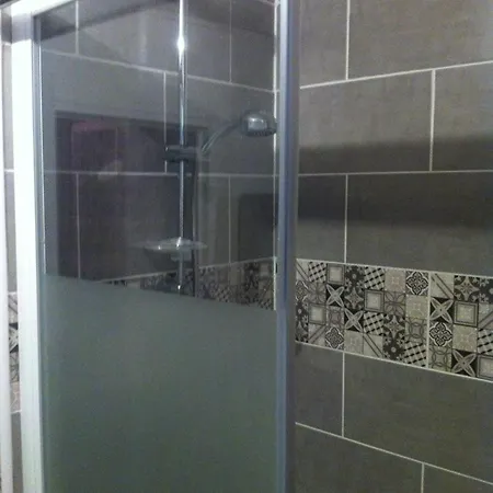 Duplex Maison Grand Spa 62 Jets Massants Face Pyrenees Livron